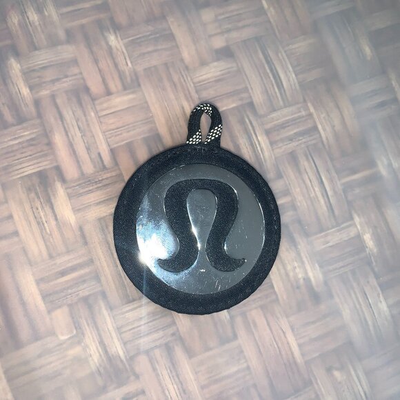 Lululemon Logo Keychain / Bag Charm - Picture 9 of 9
